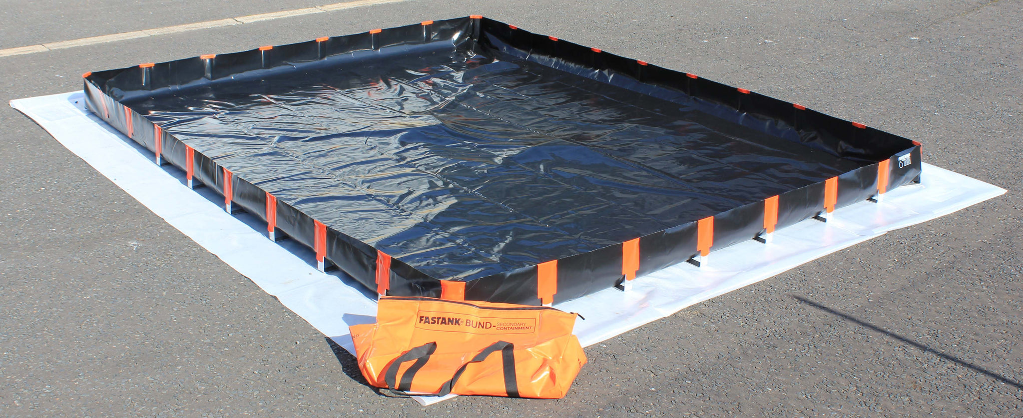 3950 Litre Portable Spill Bund 3.5m x 4.5m - PB8